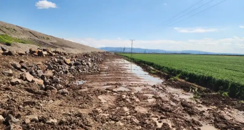 CHP'Lİ MULLAOĞLU TEHLİKEYE DİKKAT ÇEKTİ!