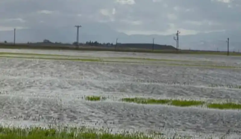 CHP'Lİ MULLAOĞLU TEHLİKEYE DİKKAT ÇEKTİ!