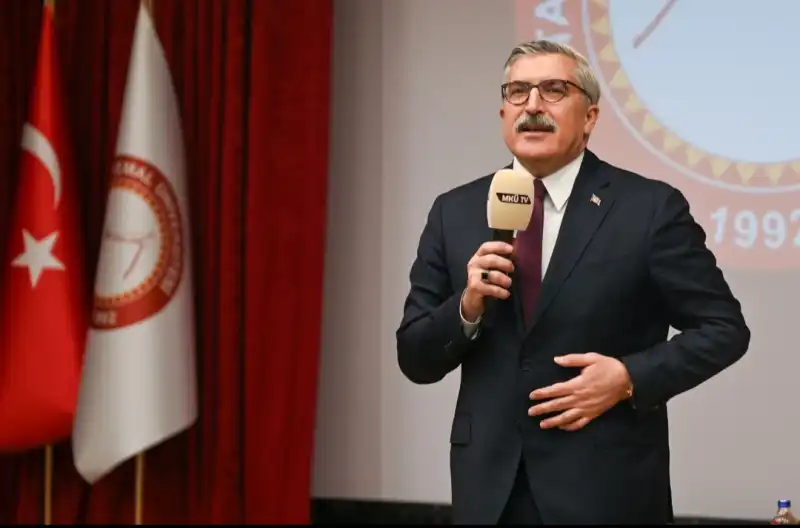 GENÇLER BU HAYATIN ÖZNESİDİR!