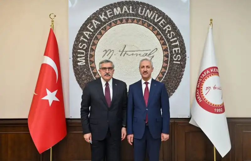 GENÇLER BU HAYATIN ÖZNESİDİR!