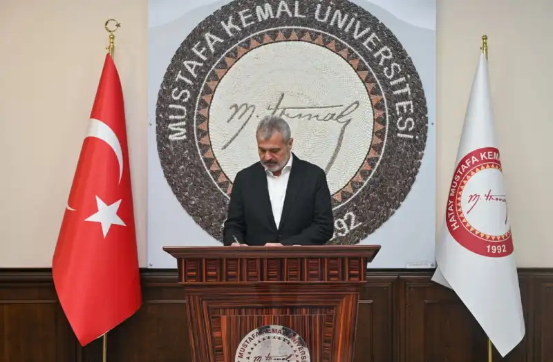 BU KADİM ŞEHRİ GENÇLERİMİZE ÇOK DAHA GÜÇLÜ...