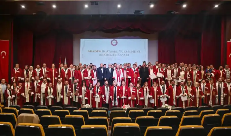 HMKÜ'DE GURUR GÜNÜ! 