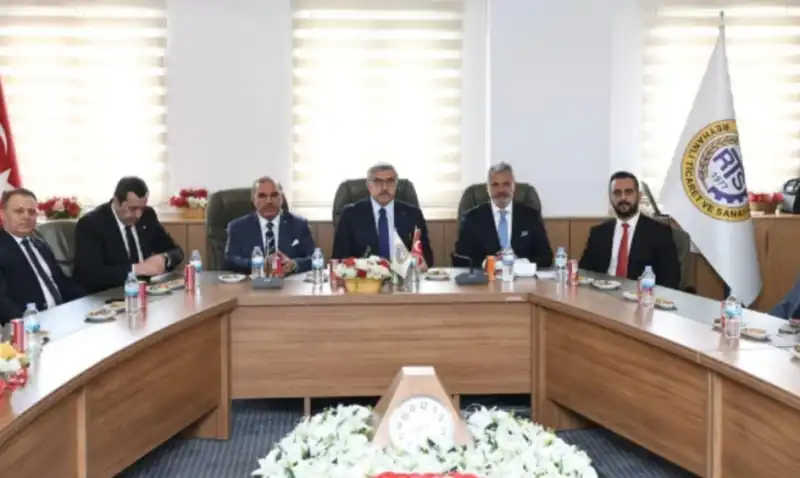 HATAY’I YENİDEN AYAĞA KALDIRMAK İÇİN ÇALIŞIYORUZ! 