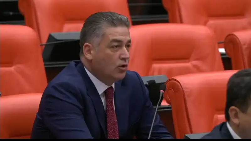 SAMANDAĞ YOLLARI VATANDAŞA ÇİLE OLDU! 