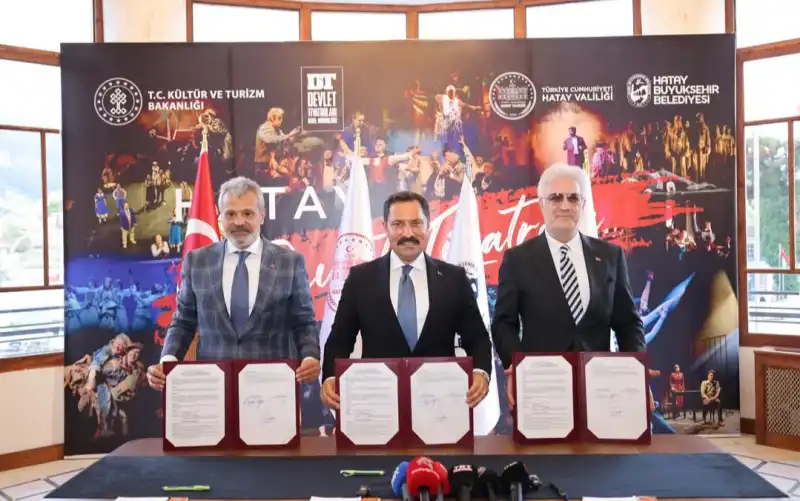 HATAY DEVLET TİYATROSU HATAYIMIZA HAYIRLI OLSUN! 