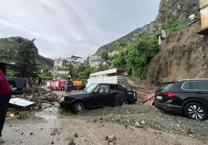 HATAY FELAKETİ YAŞIYOR!