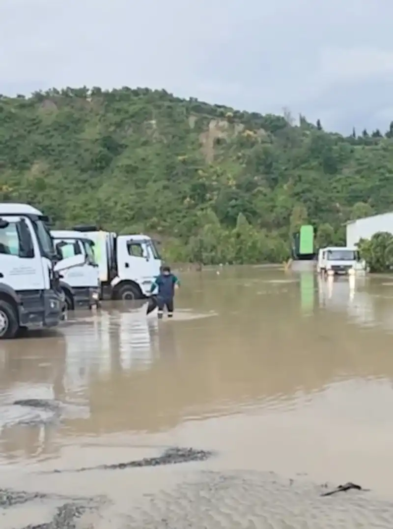 TEMİZLİK HİZMETLERİNDE YAŞANAN AKSAMALARIN NEDENİ... 
