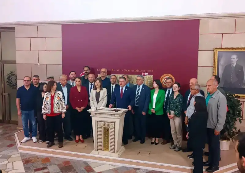 SURİYE’DEKİ ALEVİLERE YÖNELİK SALDIRILARA KARŞI ORTAK ÇAĞRI! 