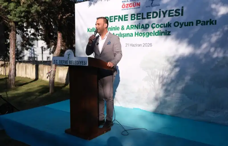 BAŞKAN ÖZGÜN: ÇOCUKLARIMIZIN MUTLULUĞU, DEFNE’NİN GELECEĞİNE ...