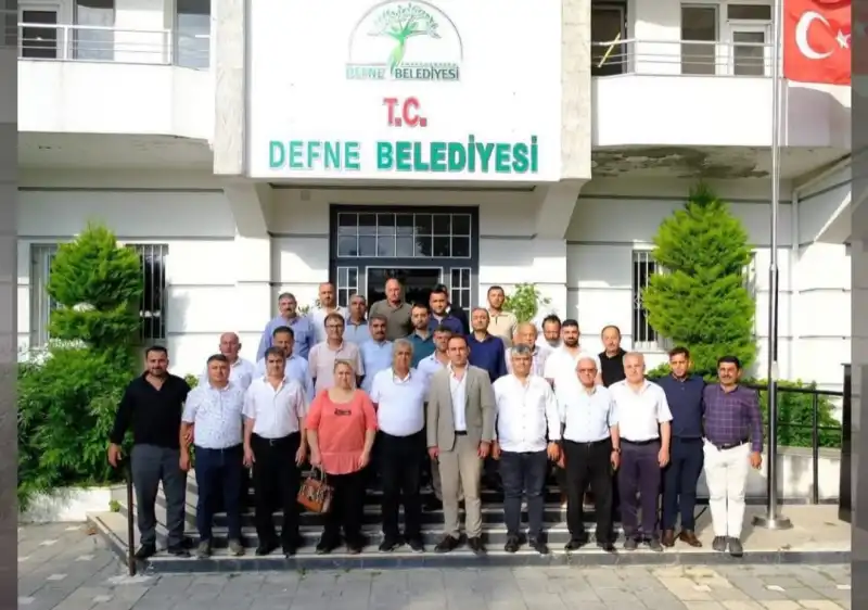 MUHTARLAR BAŞKAN ÖZGÜN’E ARKA ÇIKTI! 