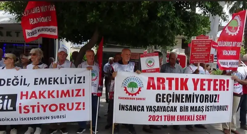 BİZ EMEKLİLER SADAKA DEĞİL, HAKKIMIZI İSTİYORUZ!