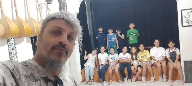 TİYATRO İYİLEŞTİRİR!