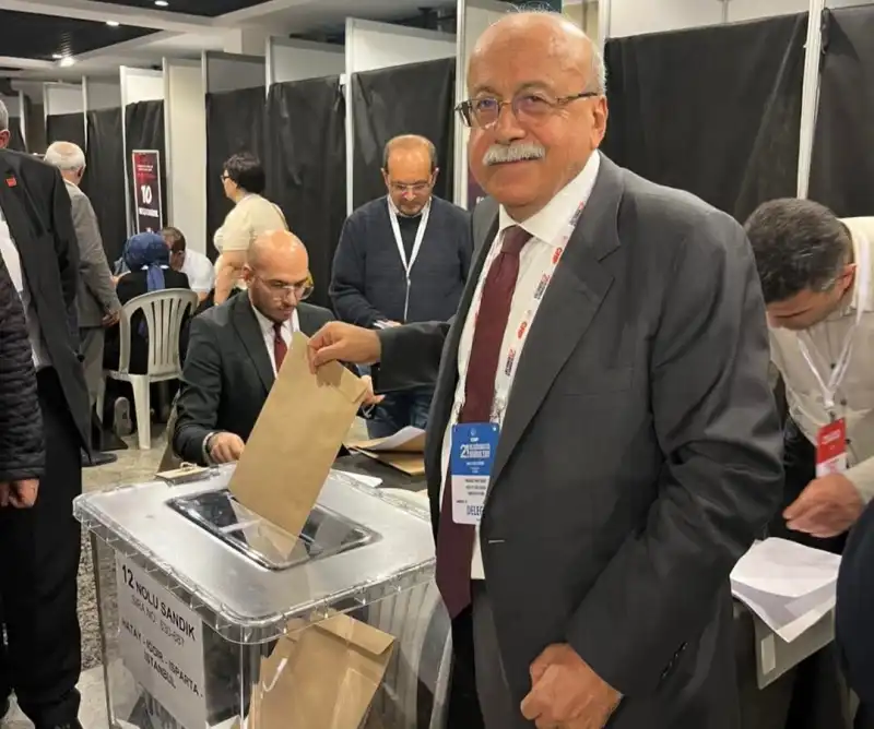 ESKİ BAKAN MATKAP NEDEN İSTİFA ETMEDİĞİNİ AÇIKLADI!
