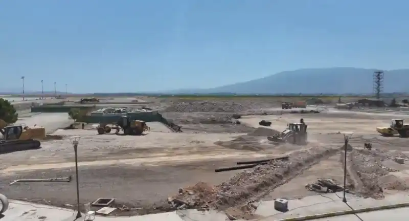 HATAY HAVALİMANI GELECEĞE DAHA GÜÇLÜ HAZIRLANIYOR!