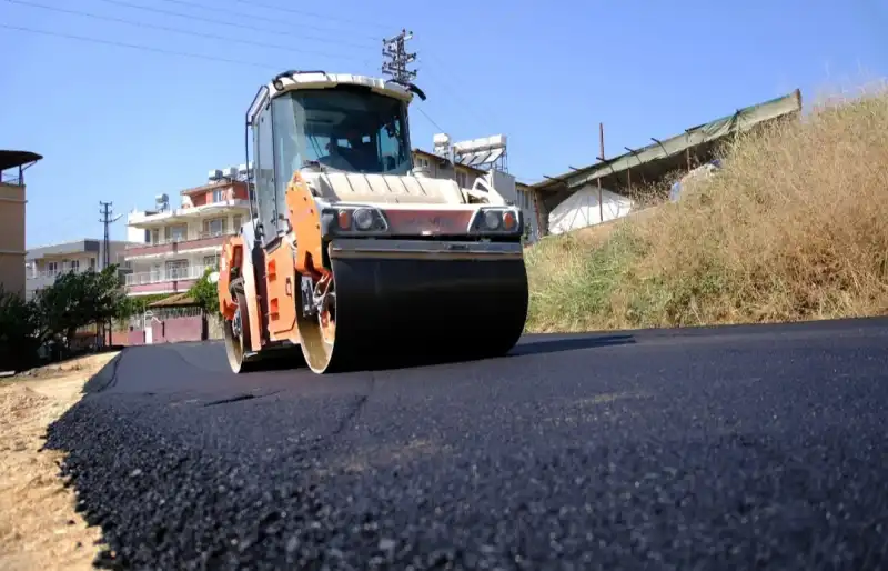 DEFNE'DE ASFALT ÇALIŞMALARI HIZ KESMEDEN DEVAM EDİYOR!
