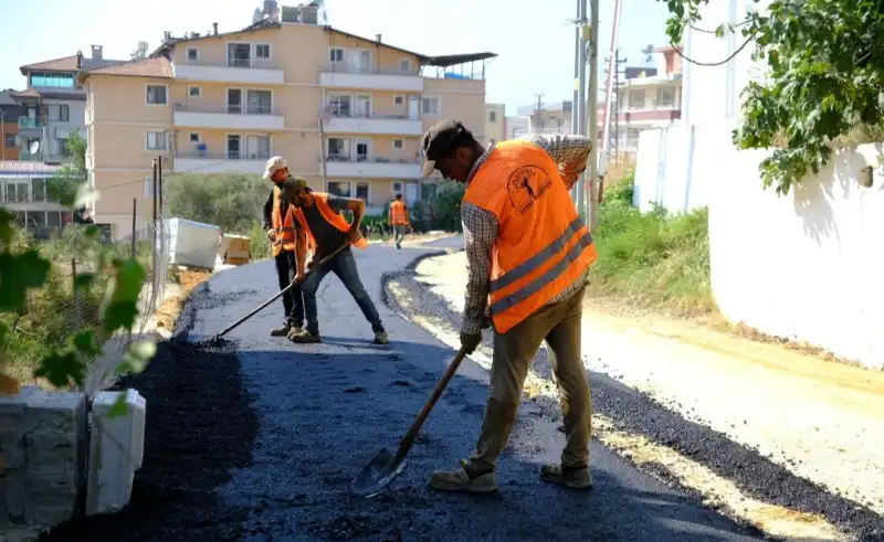 DEFNE'DE ASFALT ÇALIŞMALARI HIZ KESMEDEN DEVAM EDİYOR!