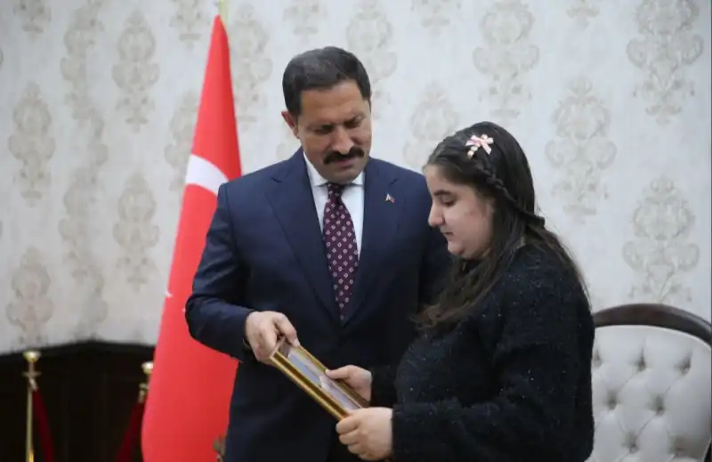 DEPREMDEN SONRA 251 YENİ OKUL AÇILDI!