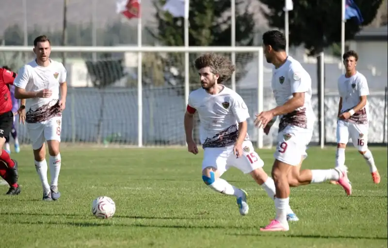 SEZONUN İLK ÜÇ PUANI!