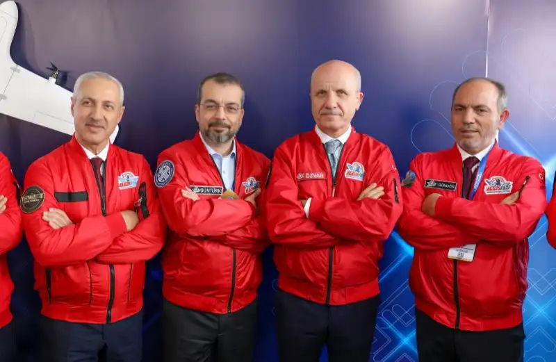 REKTÖR EREN, HMKÜ TEKNOFEST TOPLULUĞUYLA ŞANLIURFA’DA!