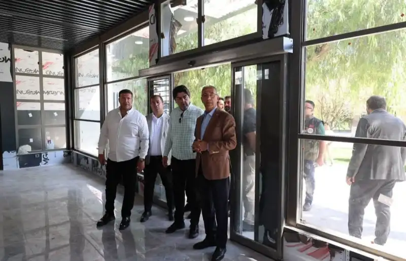 BAŞKAN İBRAHİM NACİ YAPAR, AKASYA MAHALLESİ ÇOK AMAÇLI SALON VE PAZAR YERİ... 