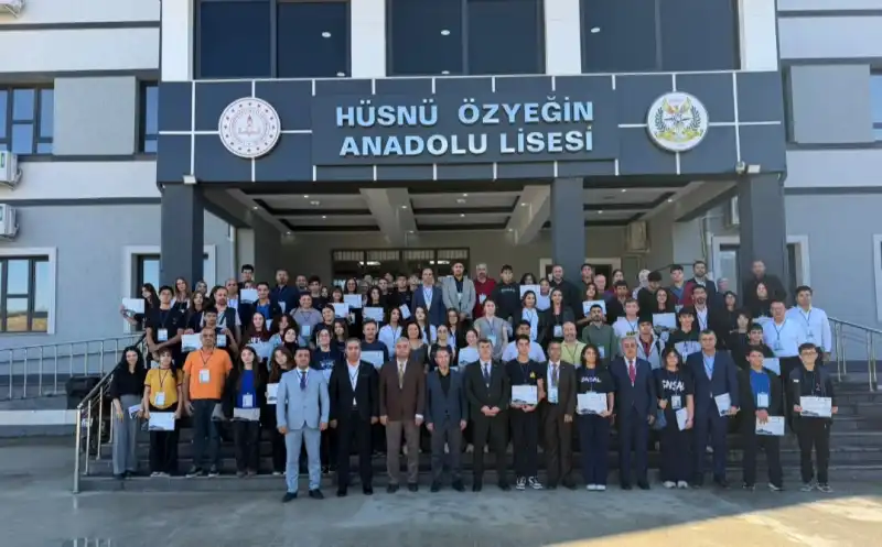 30 OKULDAN BİRİ HATAY HÜSNÜ ÖZYEĞİN ANADOLU LİSESİ SEÇİLDİ! 