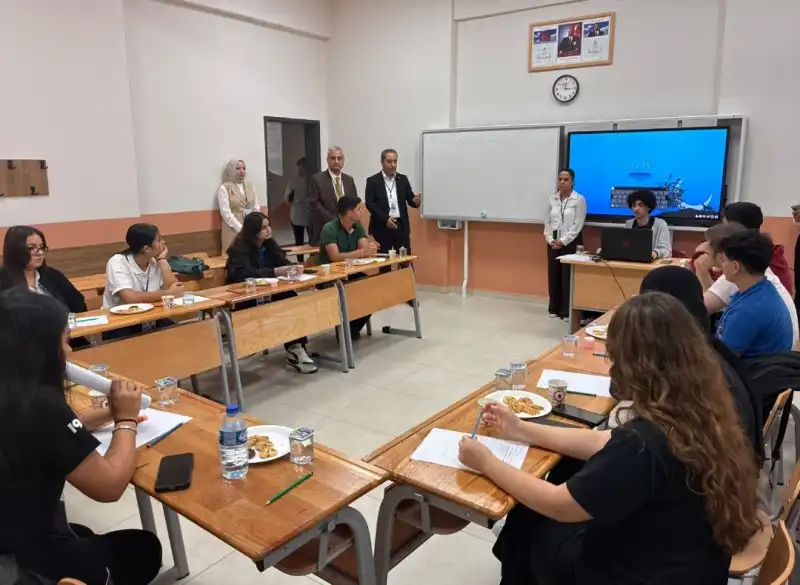30 OKULDAN BİRİ HATAY HÜSNÜ ÖZYEĞİN ANADOLU LİSESİ SEÇİLDİ!