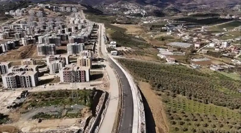 HATAY'DA 45,3 KİLOMETRELİK YOL HANGİ MAHALLELERDEN GEÇECEK?