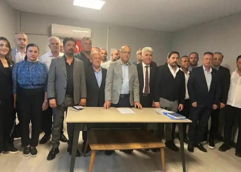 SEÇİME GİDERKEN MUHALEFETİN SESİNİ KISMAK!