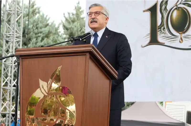 10. ALTINÖZÜ ZEYTİN, ZEYTİNYAĞI VE GASTRONOMİ FESTİVALİNDE UNUTULMAZ ANLAR YAŞANDI!