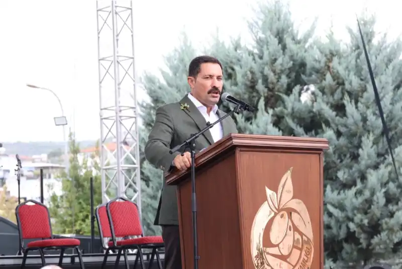 10. ALTINÖZÜ ZEYTİN, ZEYTİNYAĞI VE GASTRONOMİ FESTİVALİNDE UNUTULMAZ ANLAR YAŞANDI!