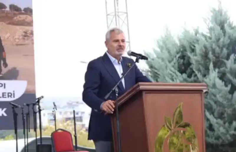 10. ALTINÖZÜ ZEYTİN, ZEYTİNYAĞI VE GASTRONOMİ FESTİVALİNDE UNUTULMAZ ANLAR YAŞANDI!