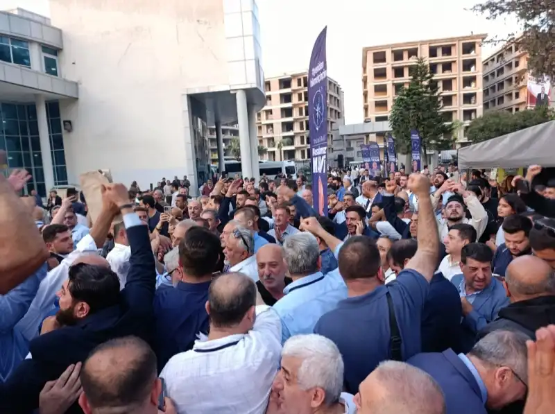 HİKMET ÇİNÇİN BİR KEZ DAHA İPİ GÖĞÜSLEDİ!