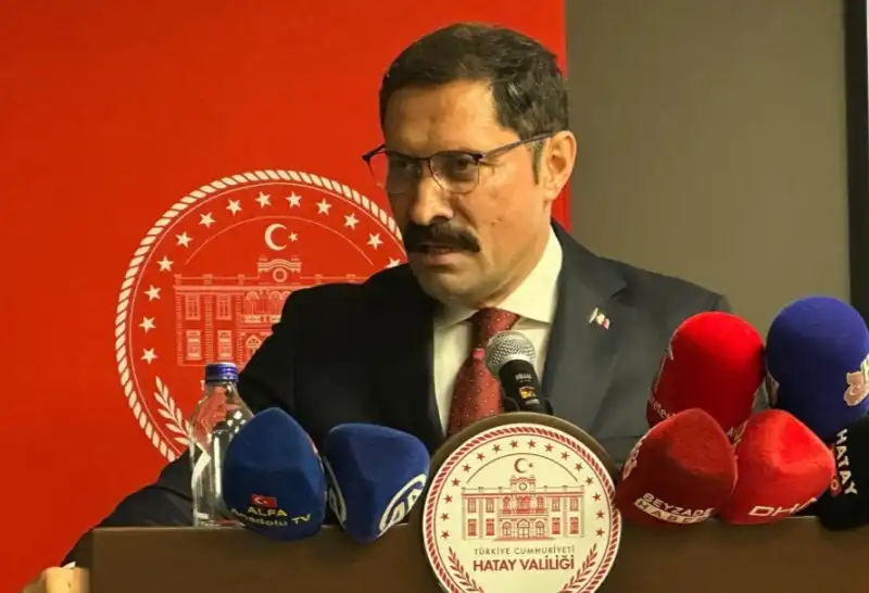 İNANIYORUZ Kİ CUMHURİYETİMİZİ KURAN O BÜYÜK İRADE...
